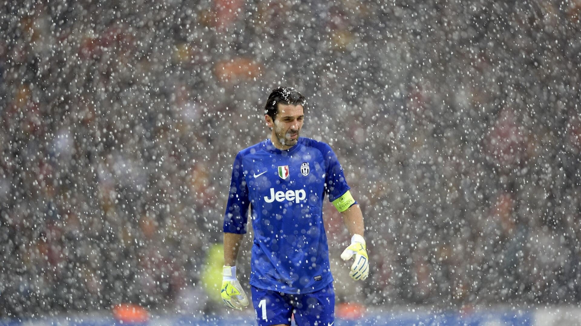 球迷盛：线下观赛活动不停歇，线下观赛点